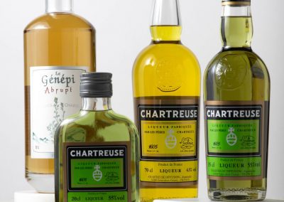 Caves du Tour'Billon - Idées cadeaux Liqueurs - Chartreuse et Génépi ©photo Clichés Toqués