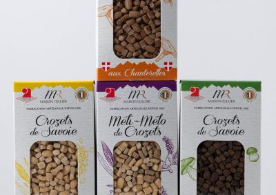 Caves Tour'Billon - Idées Noël épicerie salée et arts de la table - Savoa crozets ©photo Clichés Toqués