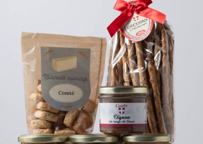 Caves Tour'Billon - Idées Noël épicerie salée et arts de la table - Savoa tartinable et biscuits salés ©photo Clichés Toqués