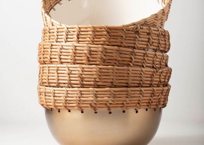 Caves Tour'Billon - Idées Noël Support Bols dorés ©photo Clichés Toqués