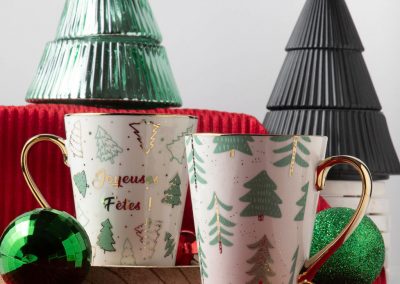 Caves Tour'Billon - Idées Noël épicerie salée et arts de la table - Tasses de Noël ©photo Clichés Toqués