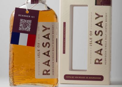 Caves du Tour'Billon - Idée cadeau spiritueux - Whisky Raasay ©photo Clichés Toqués